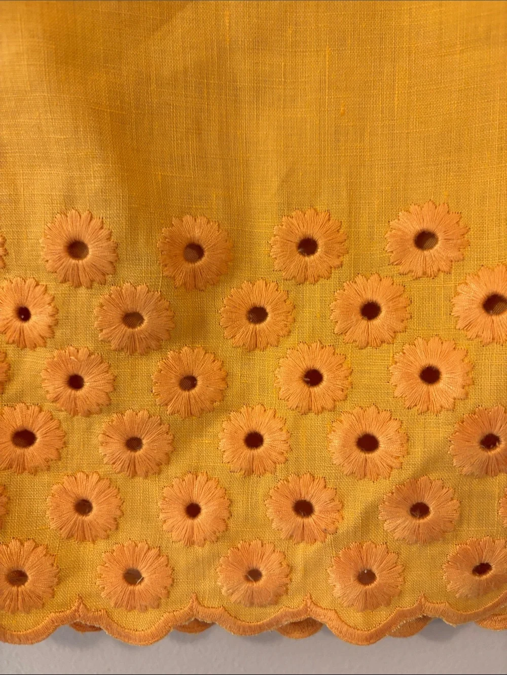 Michael Kors Yellow Linen Skirt Size 8 Floral Eyelet Embroidered Scallop Hem